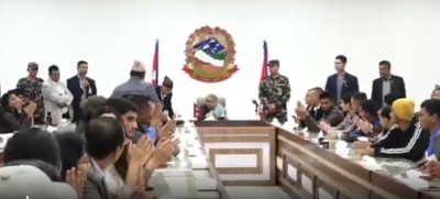 एउटै पक्षबीच १० बुँदे सम्झौताः संकटमा संविधान, अनिश्चयको भुमरीमा निर्वाचन!